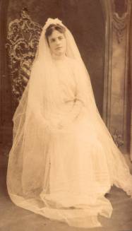 [ Mary Caroline Findley as a bride, 1908 ]